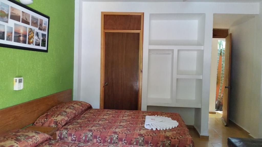 Delfin Playa Azul Hotel Lázaro Cárdenas Eksteriør billede