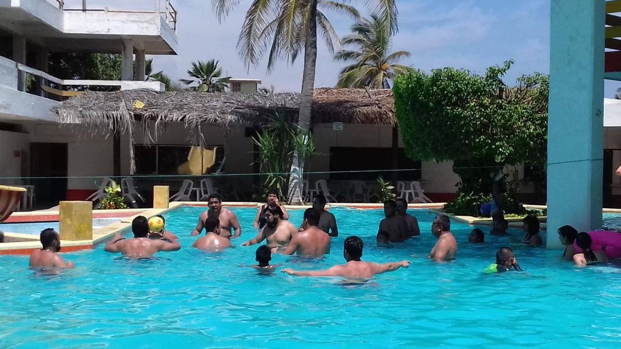 Delfin Playa Azul Hotel Lázaro Cárdenas Eksteriør billede